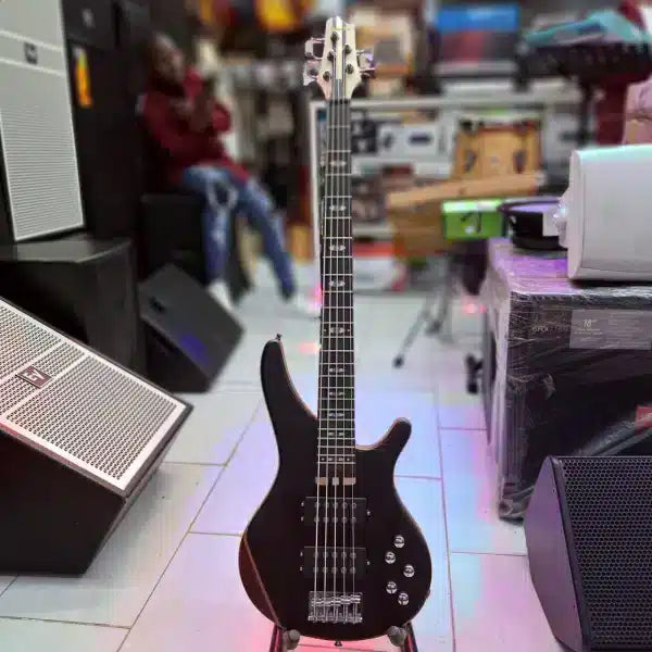 Ibanez Active 5 Strings Guitar