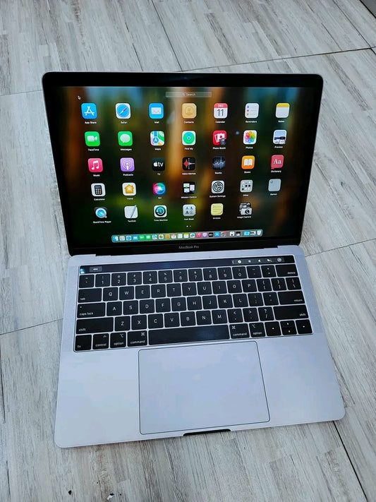 MacBook Pro 2018– M1 Chip, 16GB RAM, 256GB SSD, 15” Retina Display, Touch Bar, macOS refurbished