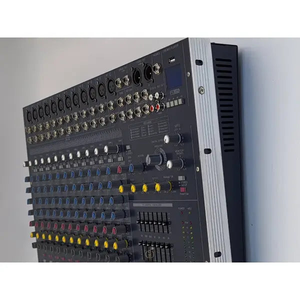 SOUNDCRAFT SMX 800 PLAIN MIXER