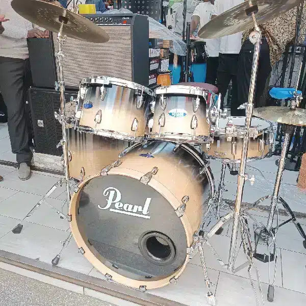 Pearl Decade Maple 5-Piece Drum Set